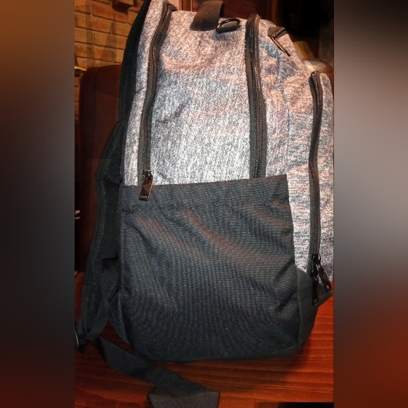 Gray Adidas bag with unique pattern - Picture 3 of 4